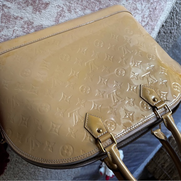 Louis Vuitton Alma Bag - Picture 1 of 16